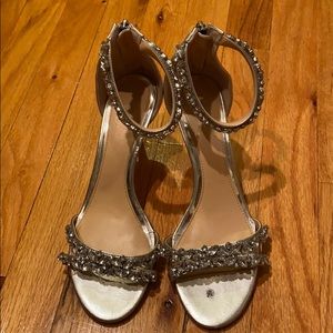Jewel by Badgley Mischka shoes